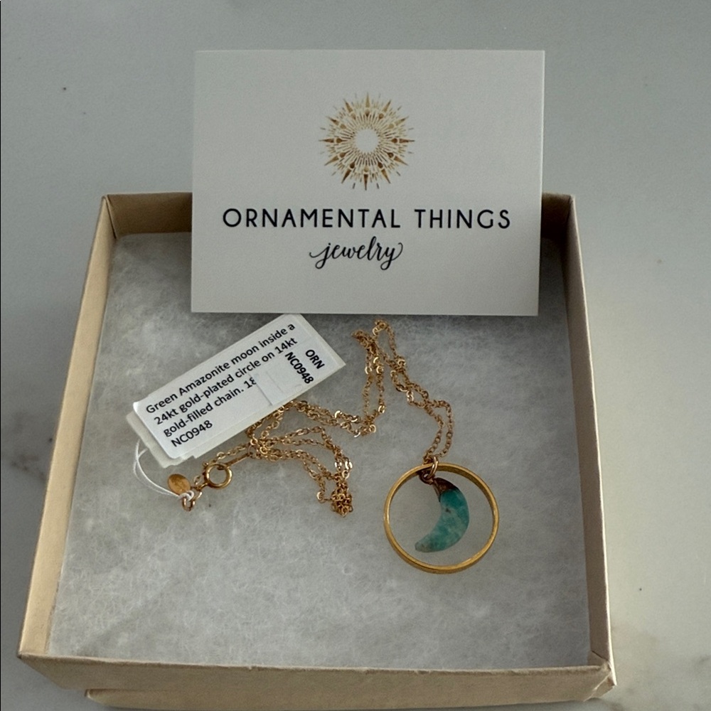 Brand New With Tag ornamental Things Amazonite Moon Halo Necklace